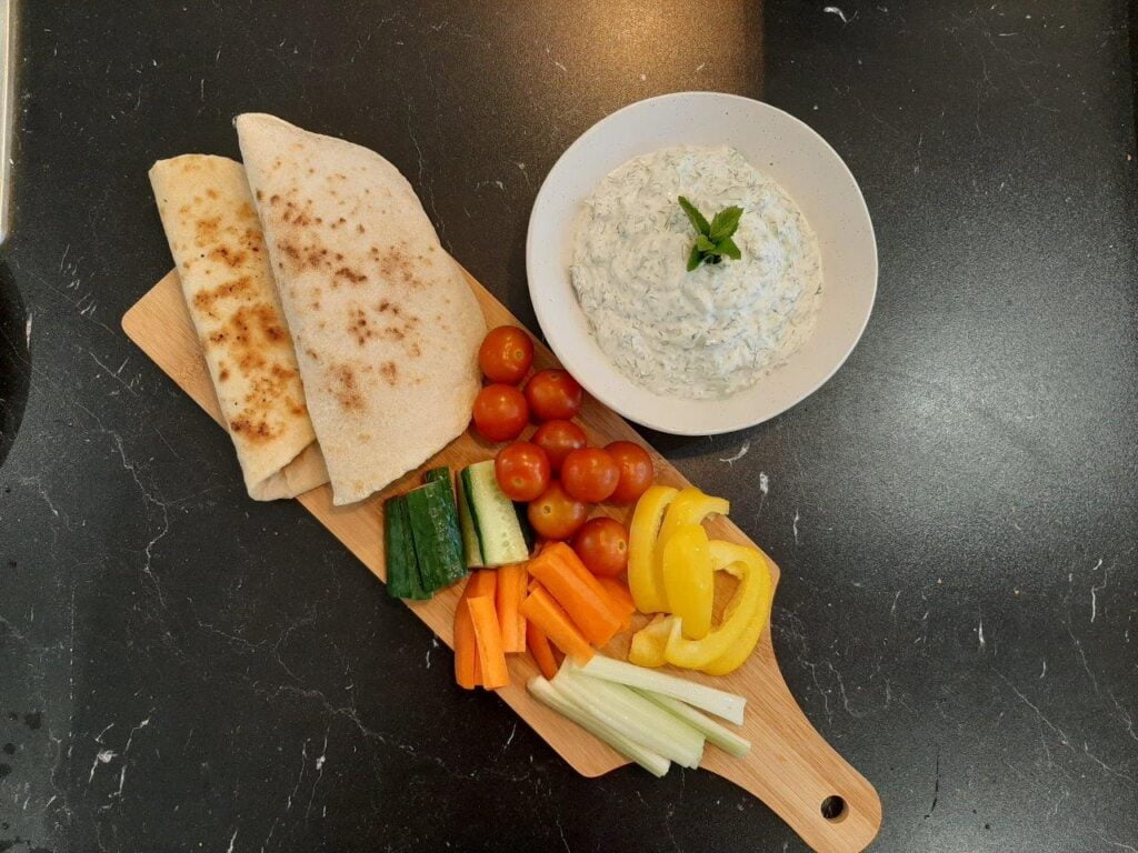 Tzatziki sous tayyor