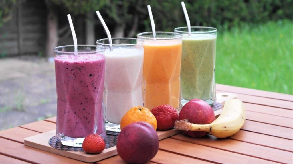 Read more about the article Smuzi yoki Smoothie (4 xil turi)