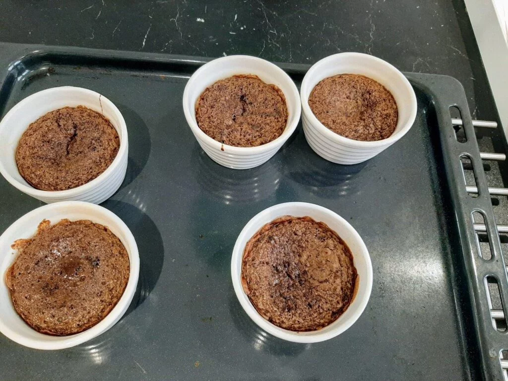 Shokoladli lava tort (Chocolate lava cake) tayyorlash